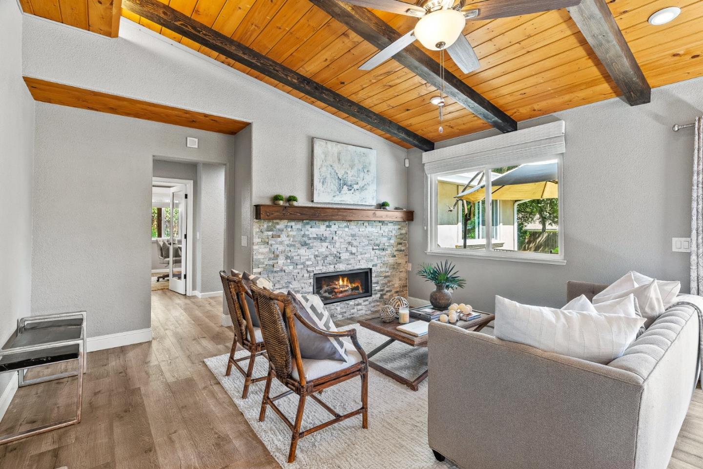 Detail Gallery Image 11 of 33 For 75 Poppy Rd, Carmel Valley,  CA 93924 - 3 Beds | 2/1 Baths