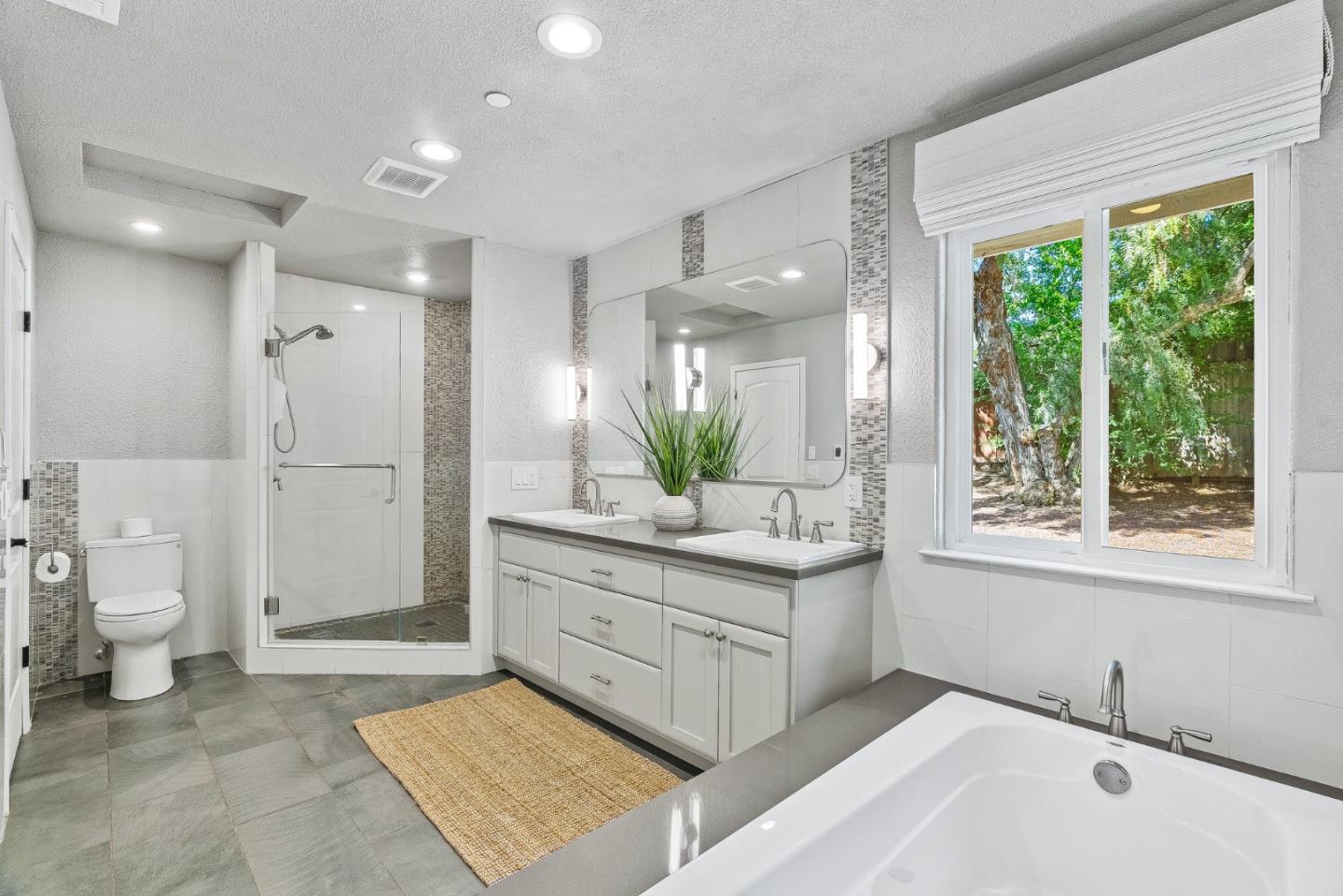 Detail Gallery Image 15 of 33 For 75 Poppy Rd, Carmel Valley,  CA 93924 - 3 Beds | 2/1 Baths