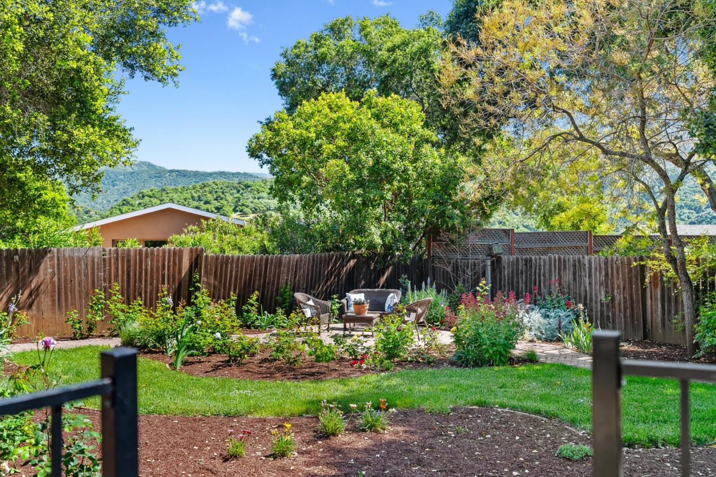 Detail Gallery Image 23 of 33 For 75 Poppy Rd, Carmel Valley,  CA 93924 - 3 Beds | 2/1 Baths