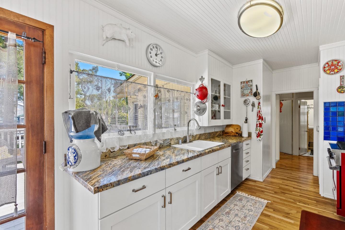 Detail Gallery Image 16 of 47 For 150 Darwin St, Santa Cruz,  CA 95062 - – Beds | – Baths