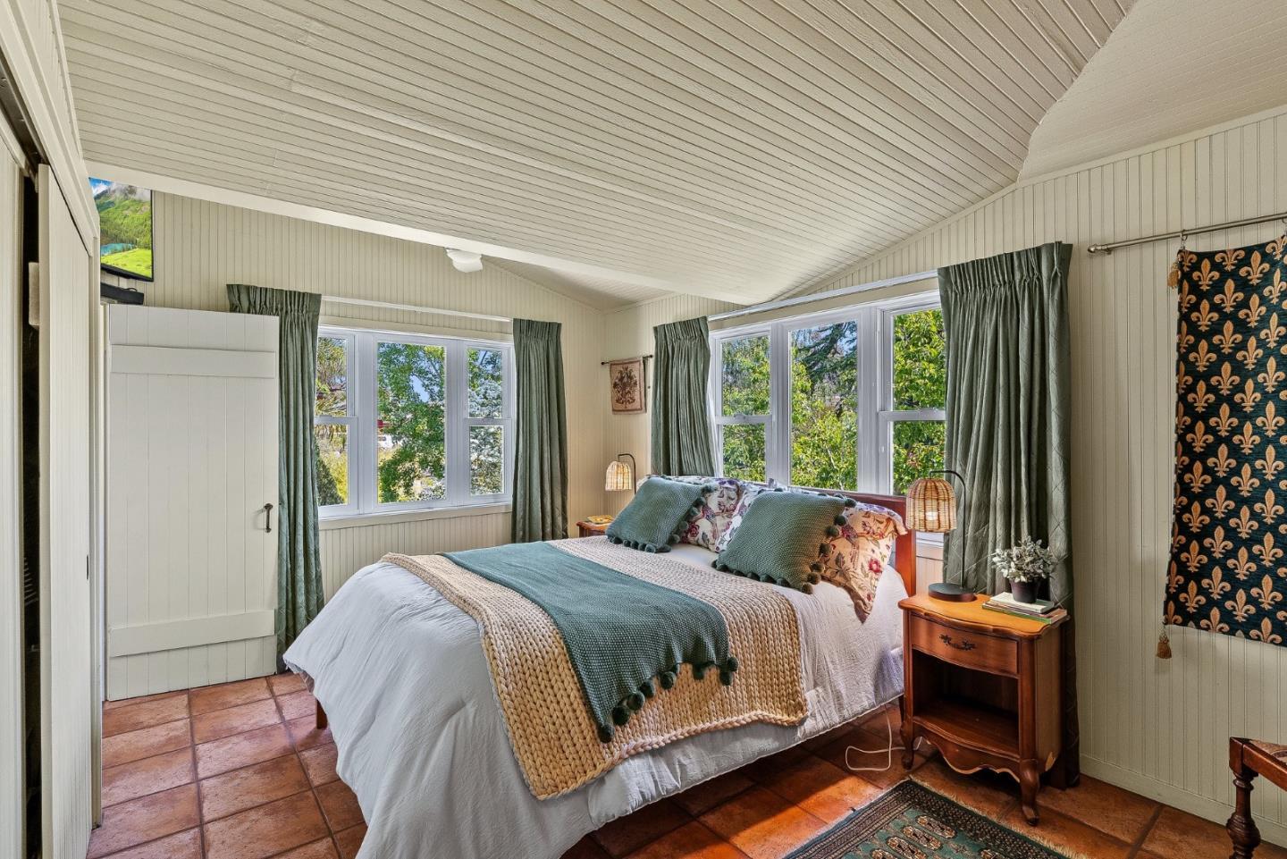 Detail Gallery Image 23 of 47 For 150 Darwin St, Santa Cruz,  CA 95062 - – Beds | – Baths