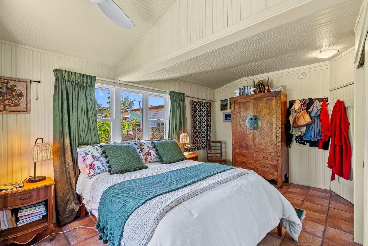 Detail Gallery Image 24 of 47 For 150 Darwin St, Santa Cruz,  CA 95062 - – Beds | – Baths