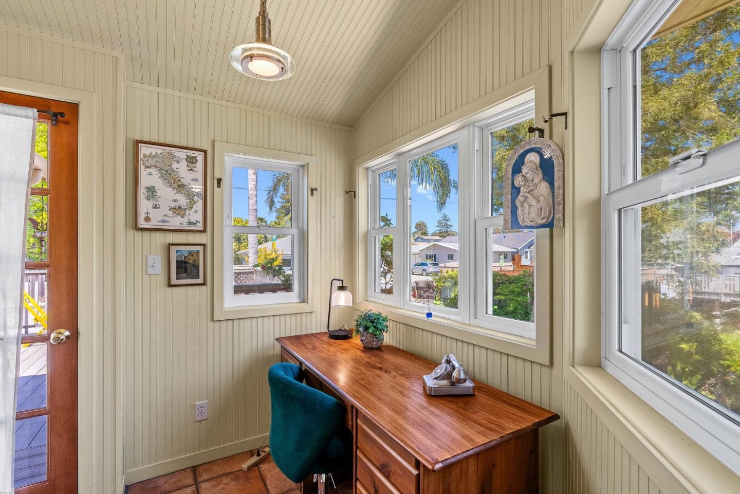 Detail Gallery Image 25 of 47 For 150 Darwin St, Santa Cruz,  CA 95062 - – Beds | – Baths