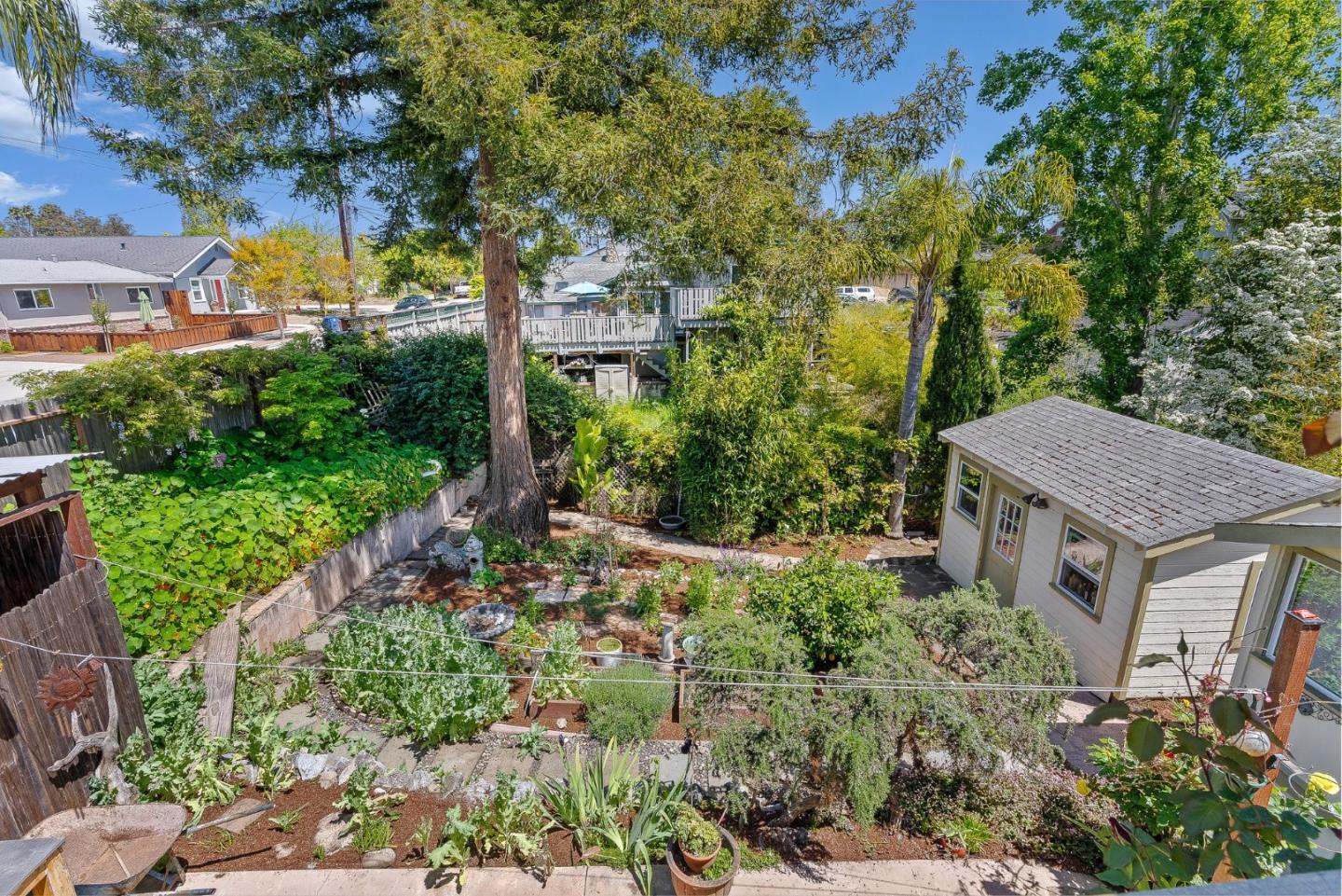 Detail Gallery Image 30 of 47 For 150 Darwin St, Santa Cruz,  CA 95062 - – Beds | – Baths