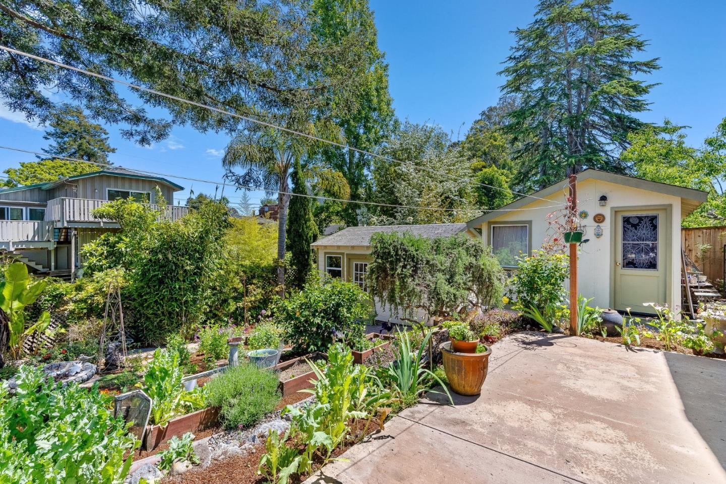 Detail Gallery Image 31 of 47 For 150 Darwin St, Santa Cruz,  CA 95062 - – Beds | – Baths