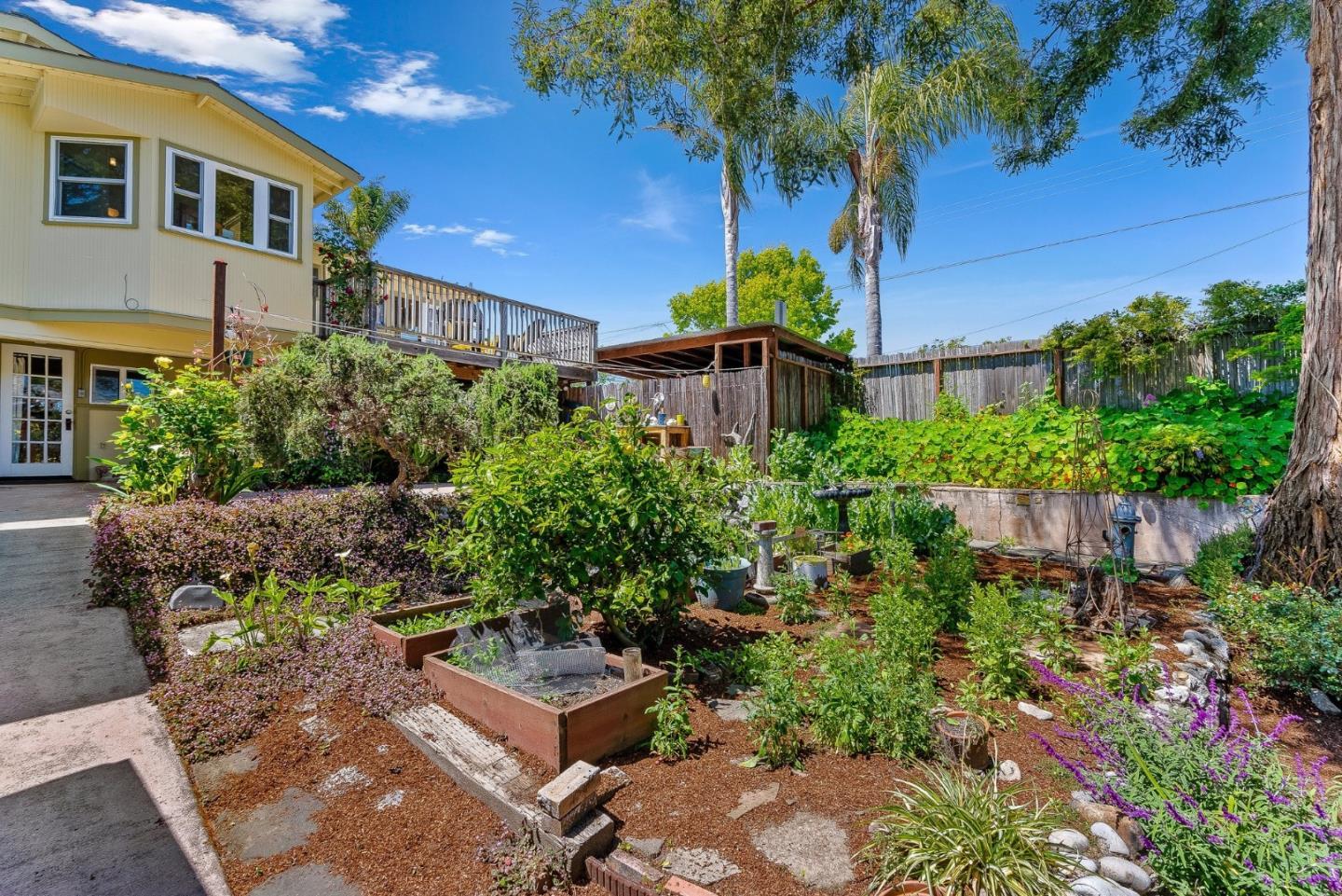Detail Gallery Image 40 of 47 For 150 Darwin St, Santa Cruz,  CA 95062 - – Beds | – Baths