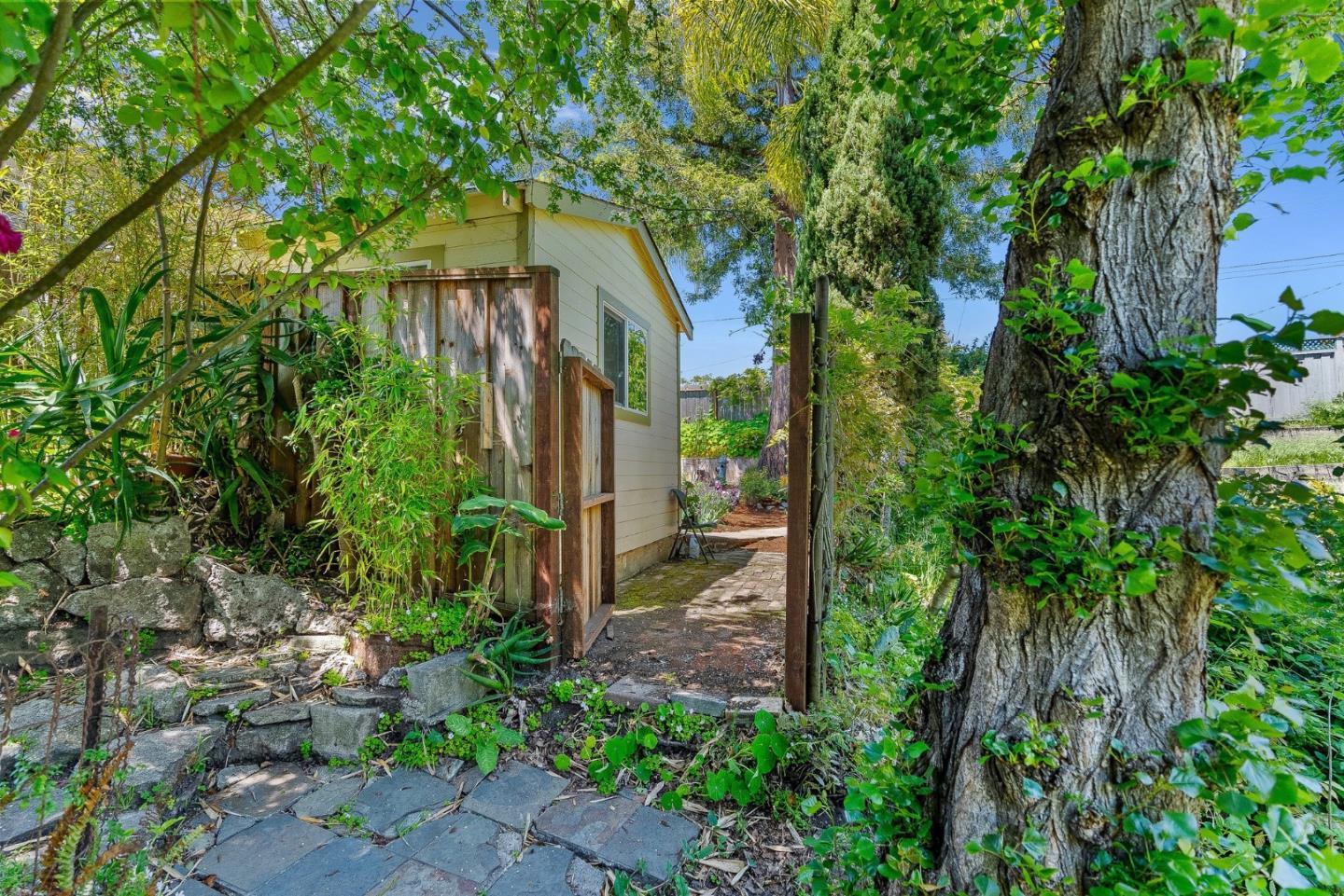 Detail Gallery Image 43 of 47 For 150 Darwin St, Santa Cruz,  CA 95062 - – Beds | – Baths