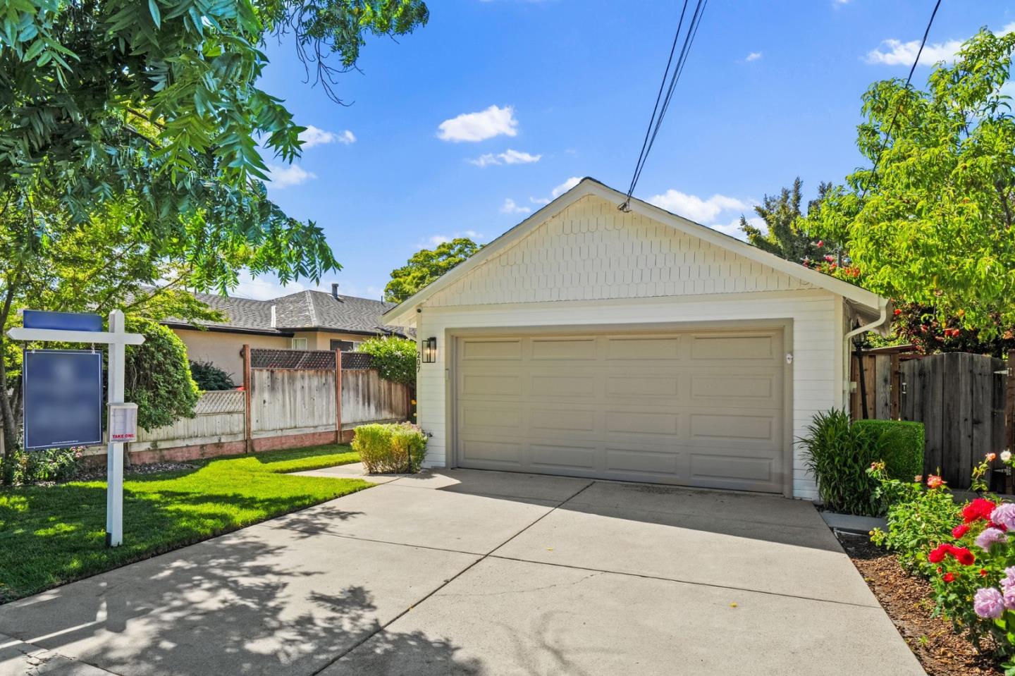 Detail Gallery Image 2 of 62 For 207 Brooklyn Ave, San Jose,  CA 95128 - 3 Beds | 2 Baths