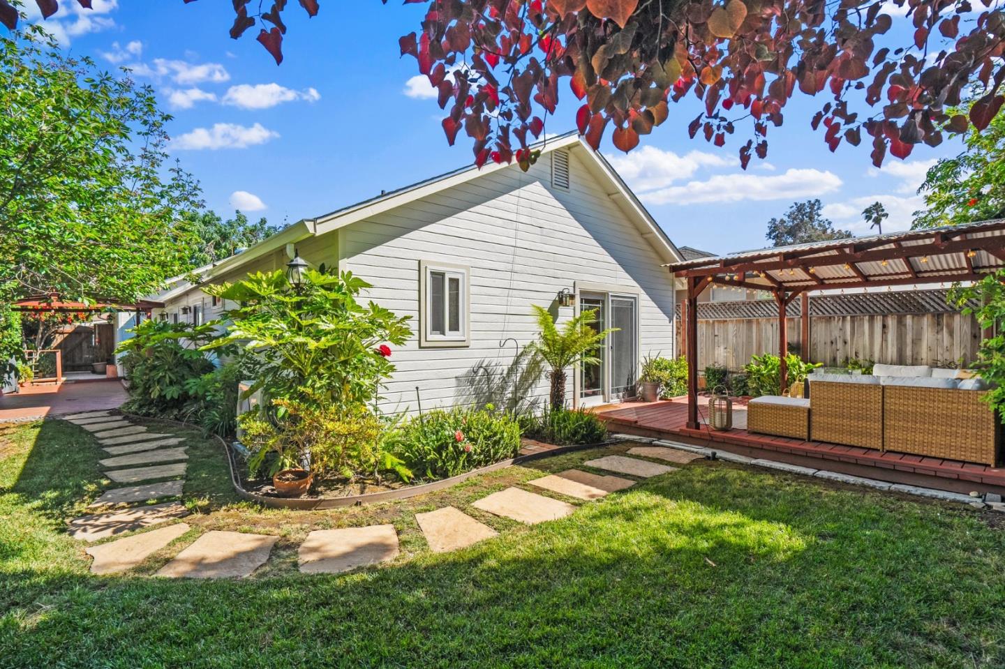 Detail Gallery Image 35 of 62 For 207 Brooklyn Ave, San Jose,  CA 95128 - 3 Beds | 2 Baths