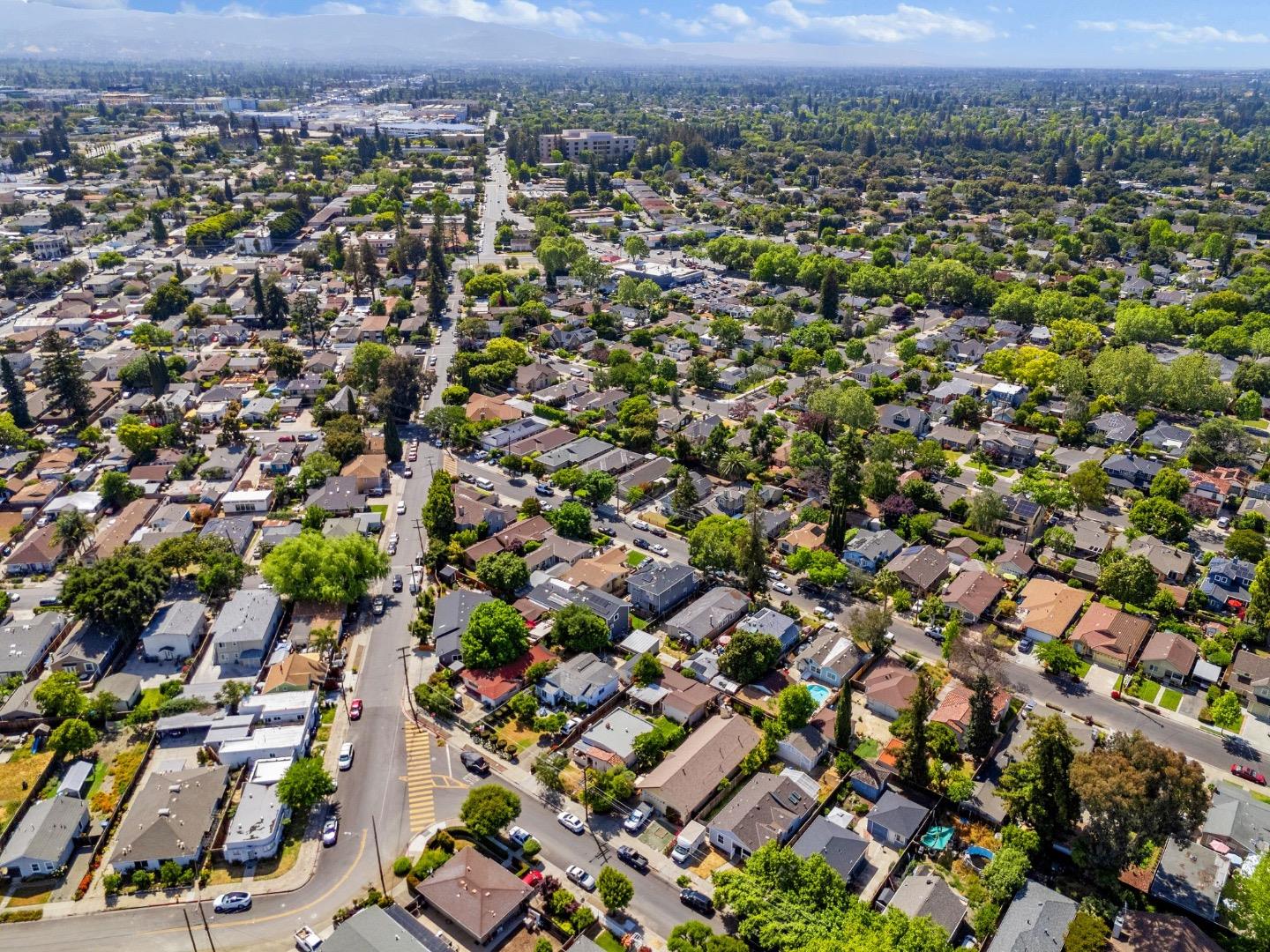 Detail Gallery Image 46 of 62 For 207 Brooklyn Ave, San Jose,  CA 95128 - 3 Beds | 2 Baths