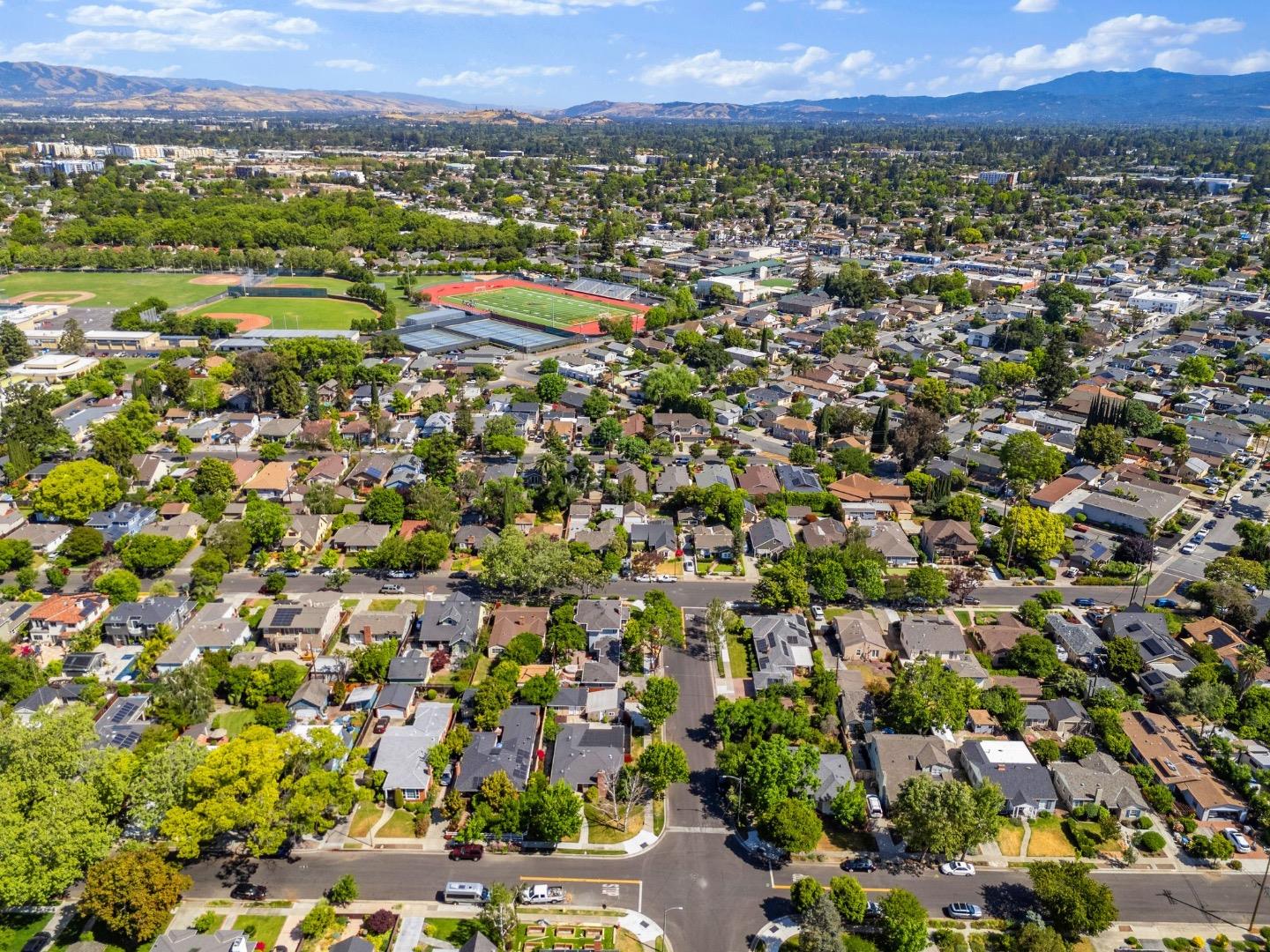 Detail Gallery Image 47 of 62 For 207 Brooklyn Ave, San Jose,  CA 95128 - 3 Beds | 2 Baths