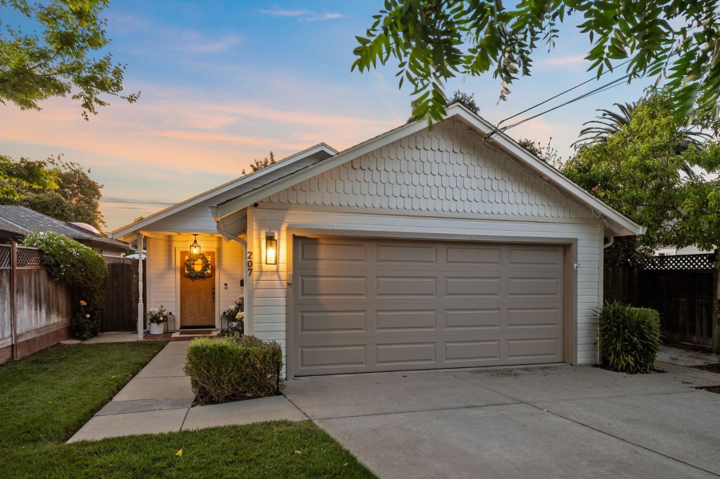 Detail Gallery Image 49 of 62 For 207 Brooklyn Ave, San Jose,  CA 95128 - 3 Beds | 2 Baths