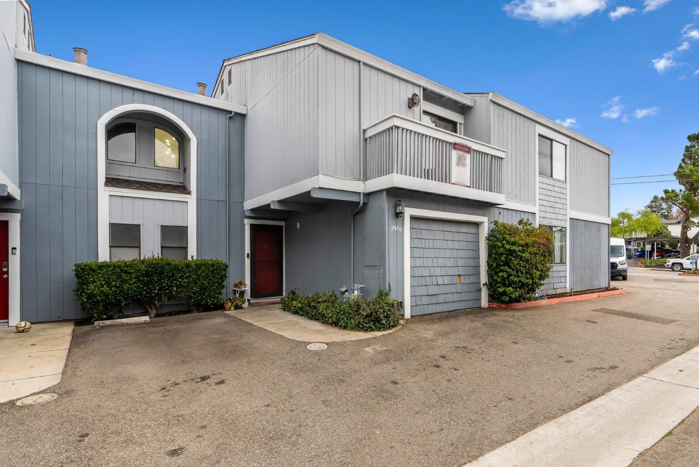 Detail Gallery Image 2 of 25 For 2906 Leotar Cir, Santa Cruz,  CA 95062 - 2 Beds | 2/1 Baths
