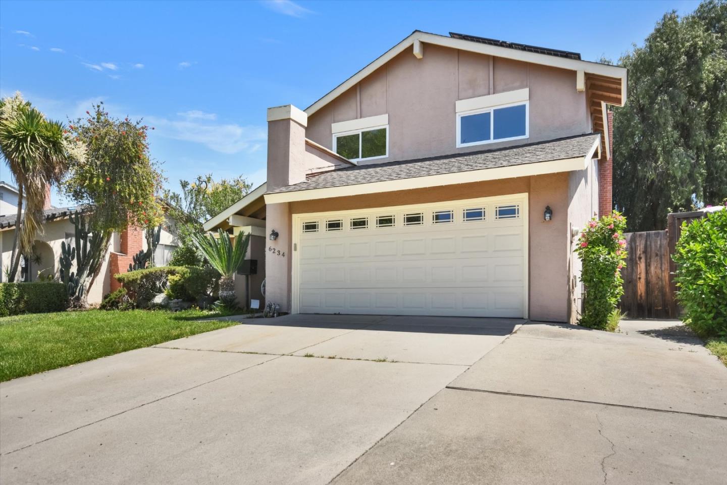 Detail Gallery Image 3 of 42 For 6234 Woosley Dr, San Jose,  CA 95123 - 4 Beds | 2/1 Baths