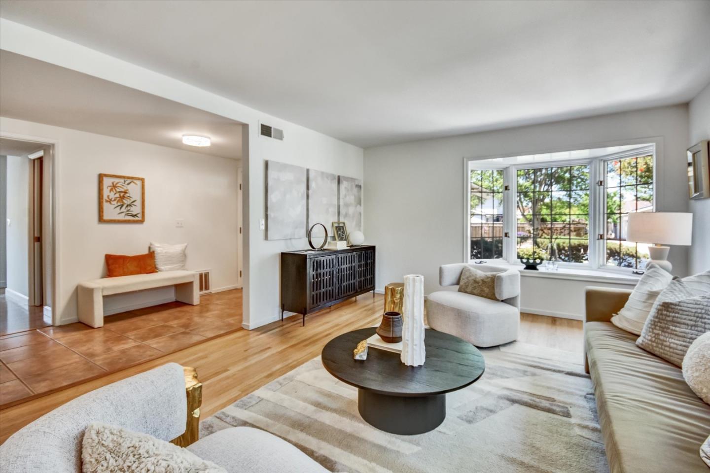 Detail Gallery Image 8 of 42 For 6234 Woosley Dr, San Jose,  CA 95123 - 4 Beds | 2/1 Baths