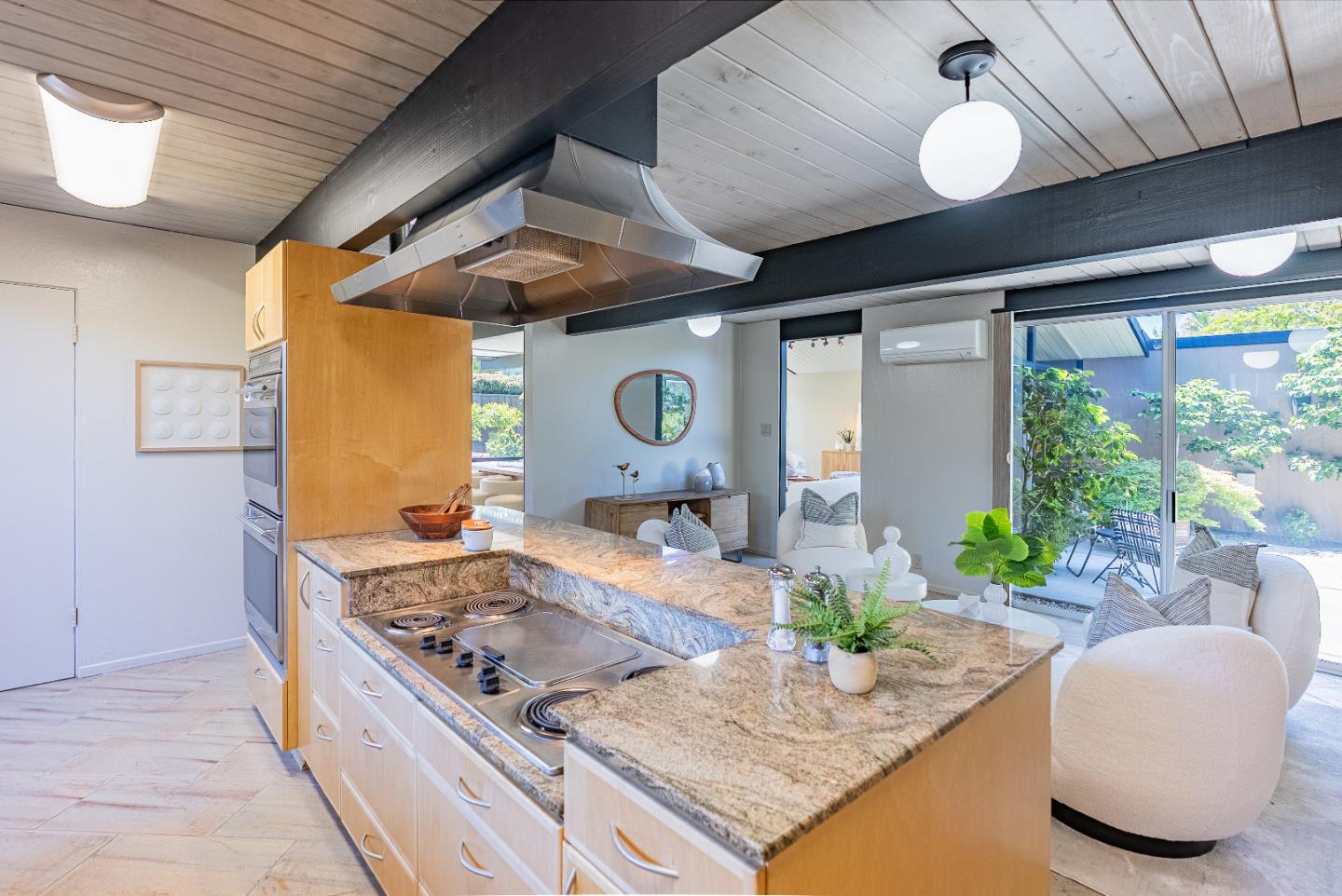 Detail Gallery Image 22 of 58 For 814 Beaverton Ct, Sunnyvale,  CA 94087 - 4 Beds | 2 Baths