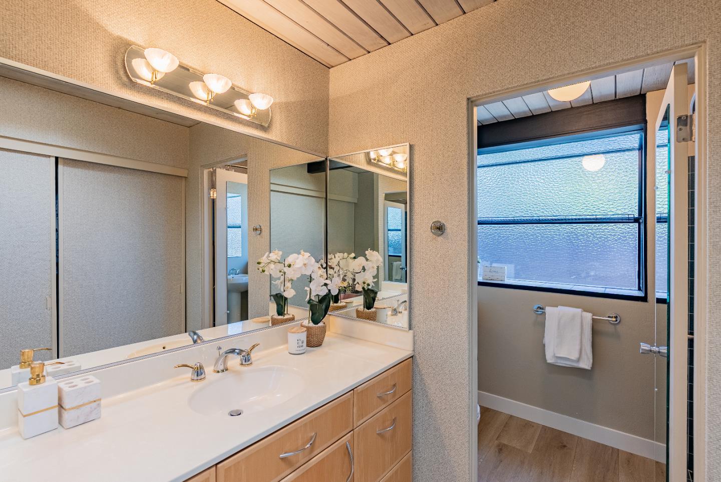 Detail Gallery Image 32 of 58 For 814 Beaverton Ct, Sunnyvale,  CA 94087 - 4 Beds | 2 Baths