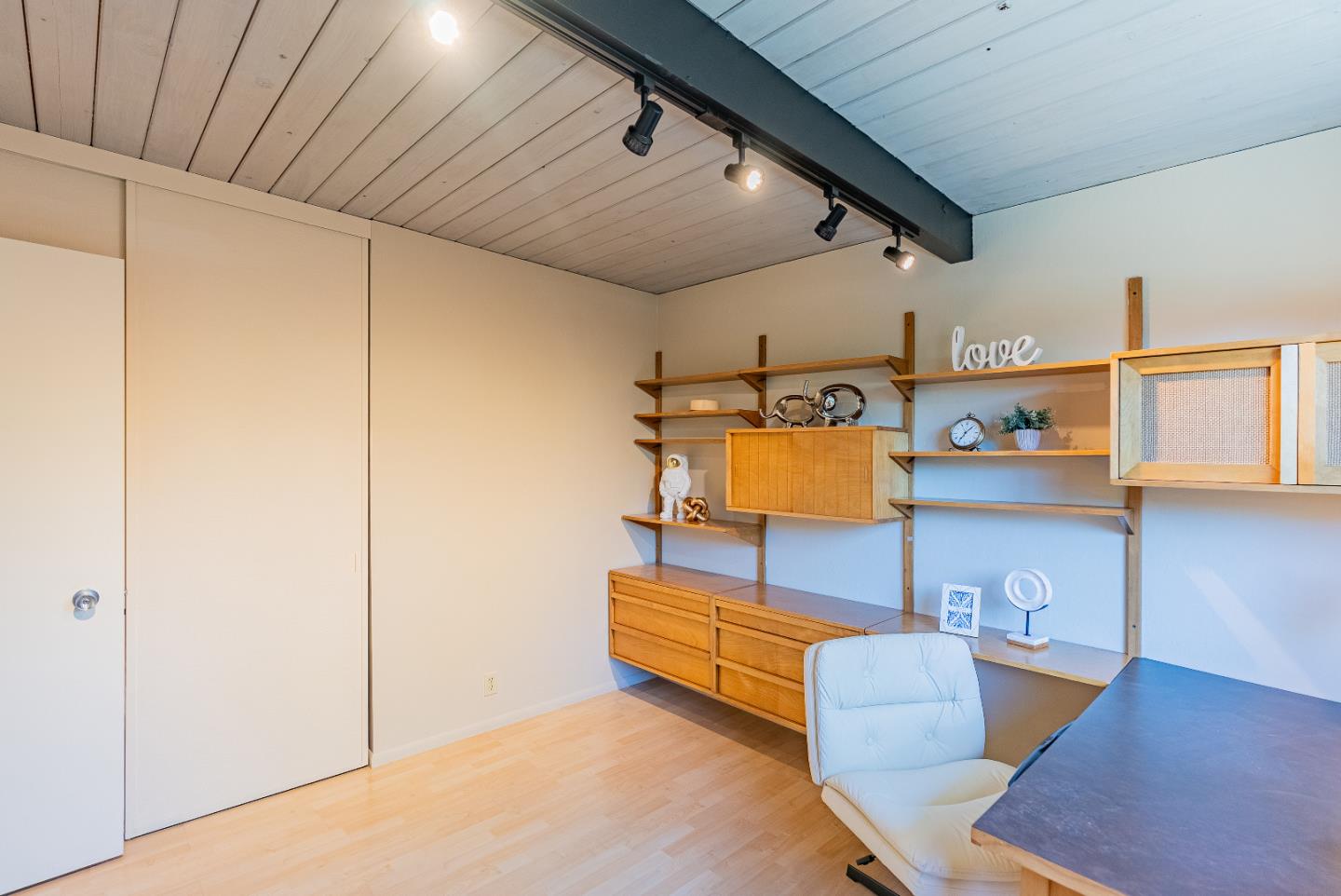 Detail Gallery Image 36 of 58 For 814 Beaverton Ct, Sunnyvale,  CA 94087 - 4 Beds | 2 Baths