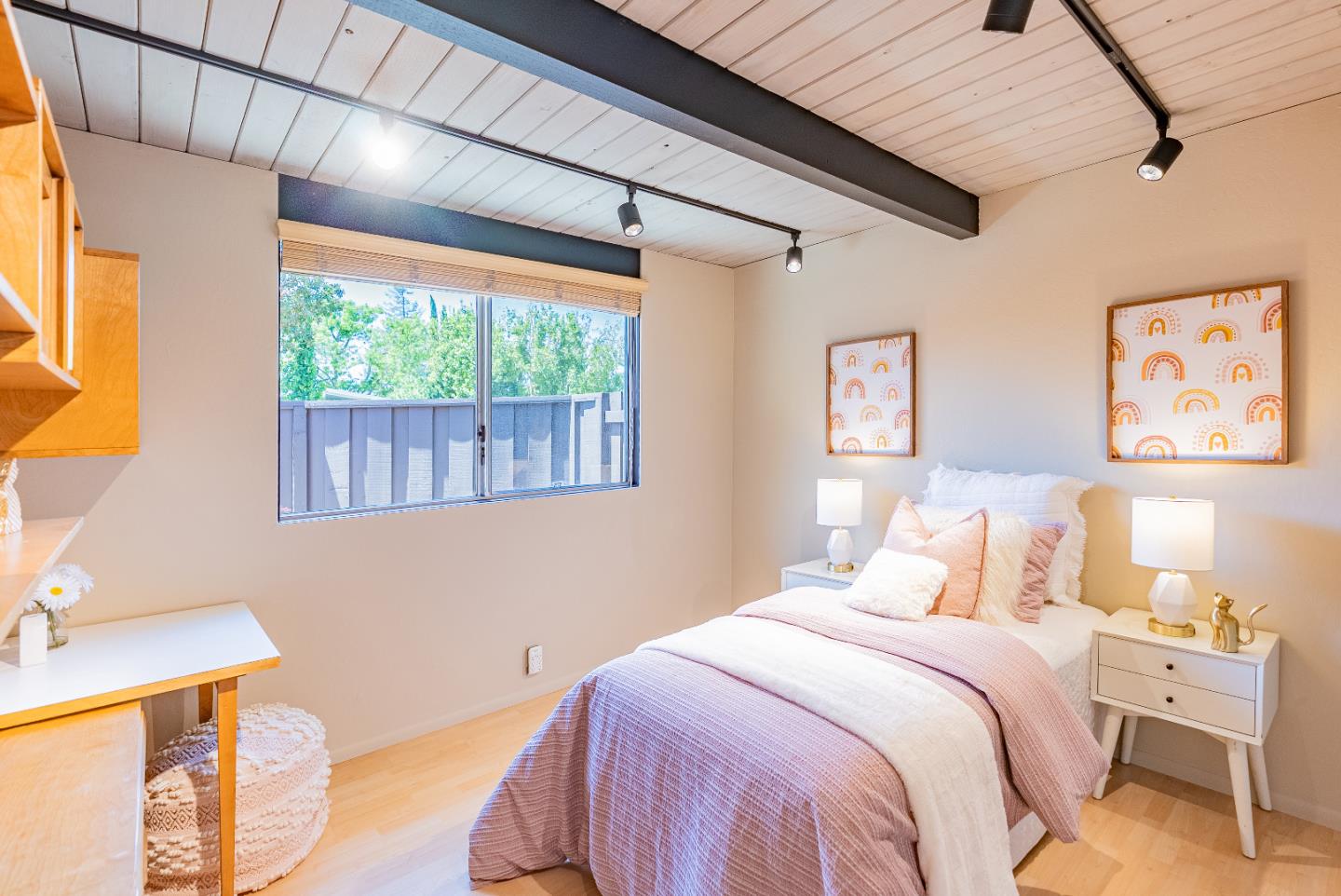 Detail Gallery Image 37 of 58 For 814 Beaverton Ct, Sunnyvale,  CA 94087 - 4 Beds | 2 Baths