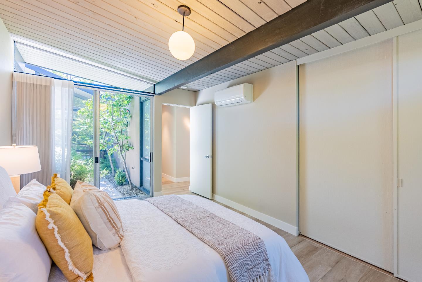 Detail Gallery Image 41 of 58 For 814 Beaverton Ct, Sunnyvale,  CA 94087 - 4 Beds | 2 Baths