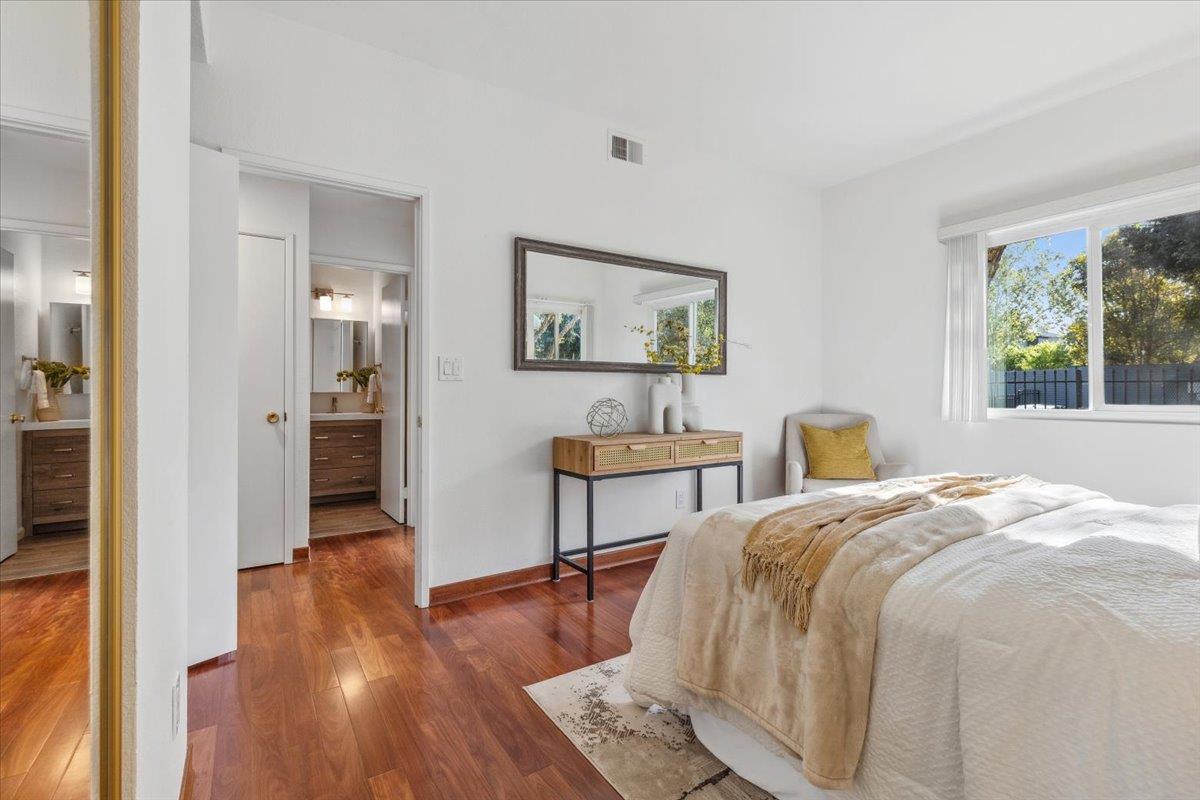 Detail Gallery Image 13 of 21 For 248 Shadow Run Dr, San Jose,  CA 95110 - 2 Beds | 2 Baths