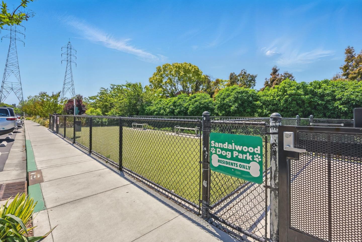 Detail Gallery Image 32 of 45 For 114 Hornbeam Ter, Sunnyvale,  CA 94086 - 3 Beds | 3/1 Baths