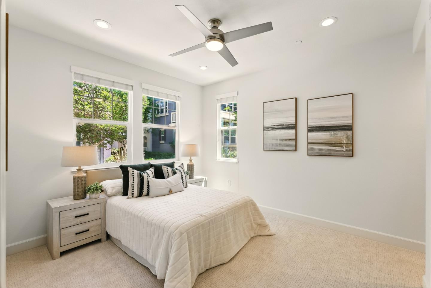Detail Gallery Image 6 of 45 For 114 Hornbeam Ter, Sunnyvale,  CA 94086 - 3 Beds | 3/1 Baths