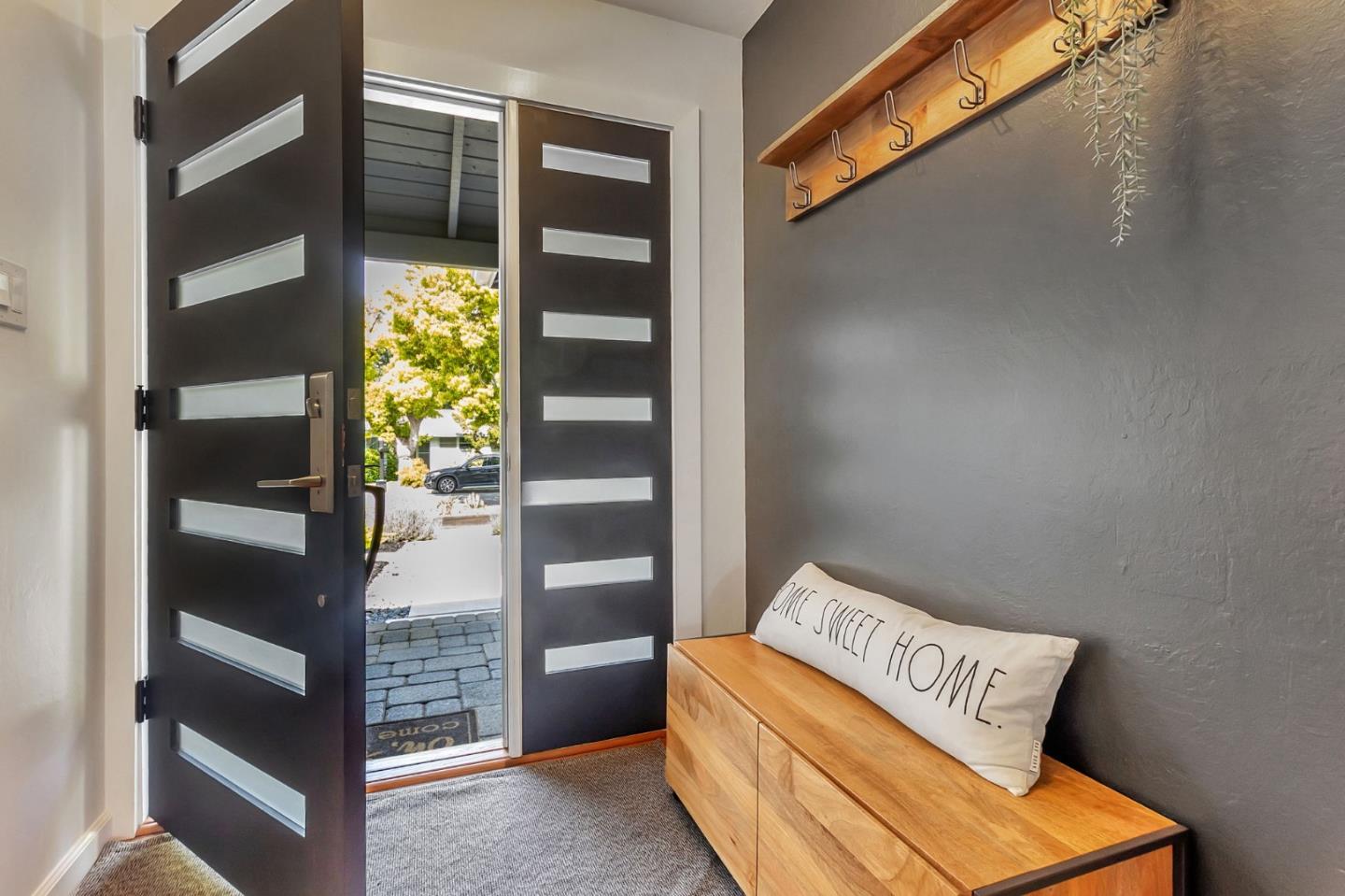 Detail Gallery Image 11 of 83 For 1528 Fernside St, Redwood City,  CA 94061 - 3 Beds | 2 Baths