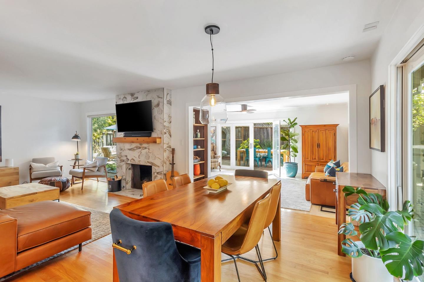 Detail Gallery Image 33 of 83 For 1528 Fernside St, Redwood City,  CA 94061 - 3 Beds | 2 Baths