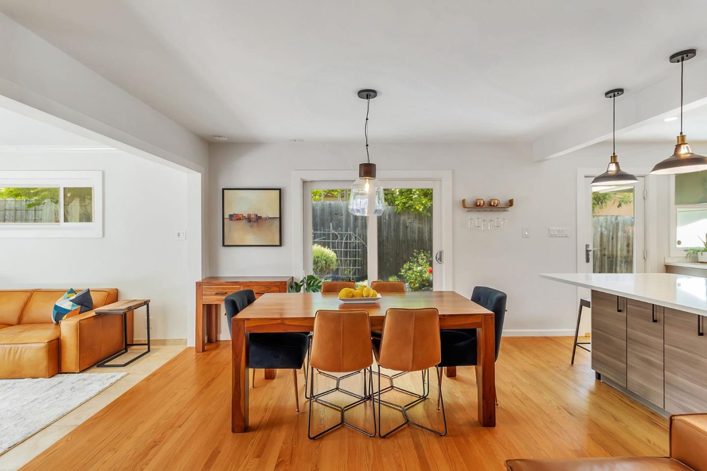 Detail Gallery Image 37 of 83 For 1528 Fernside St, Redwood City,  CA 94061 - 3 Beds | 2 Baths