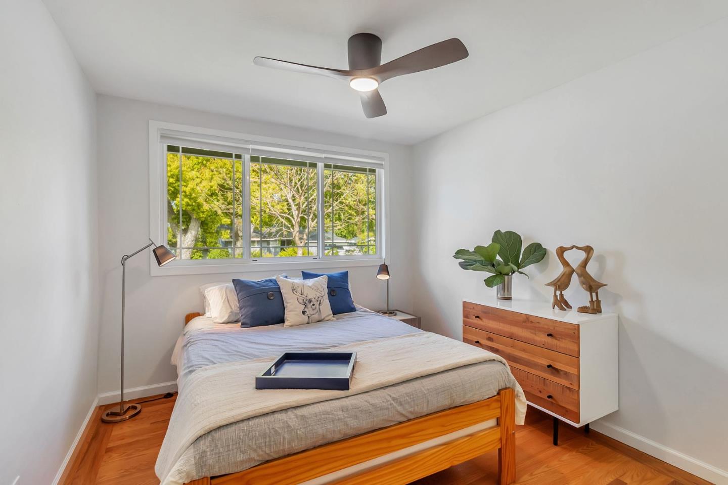 Detail Gallery Image 40 of 83 For 1528 Fernside St, Redwood City,  CA 94061 - 3 Beds | 2 Baths