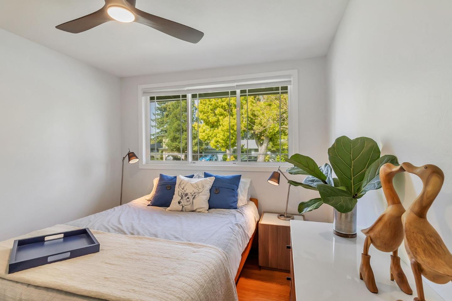 Detail Gallery Image 41 of 83 For 1528 Fernside St, Redwood City,  CA 94061 - 3 Beds | 2 Baths