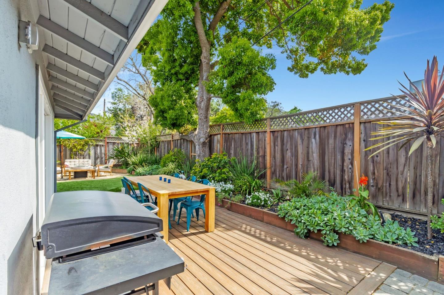 Detail Gallery Image 65 of 83 For 1528 Fernside St, Redwood City,  CA 94061 - 3 Beds | 2 Baths