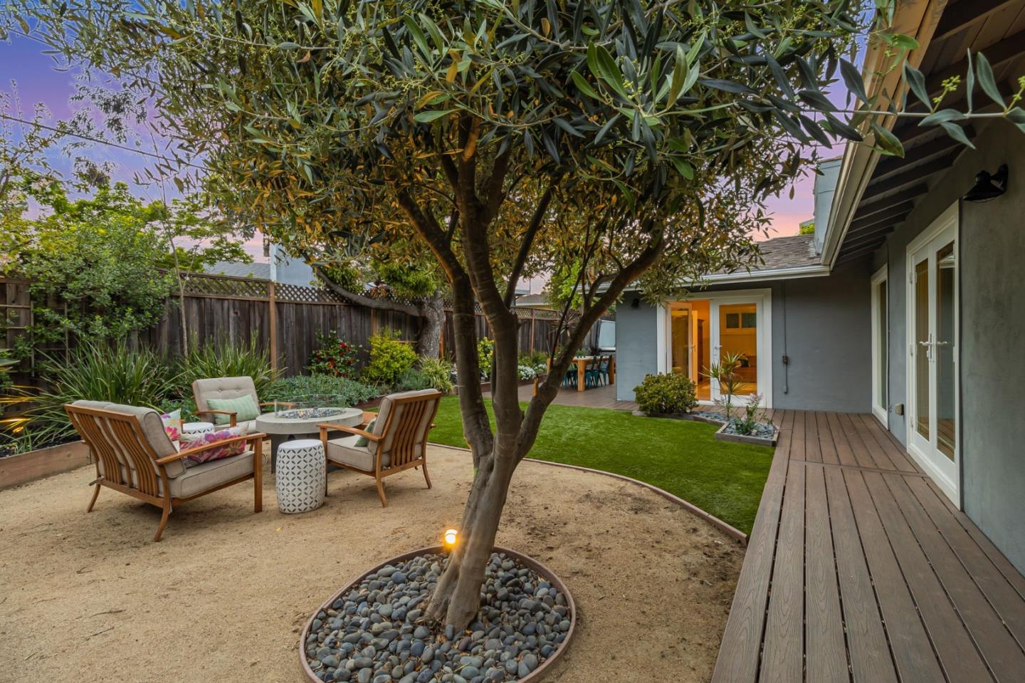 Detail Gallery Image 69 of 83 For 1528 Fernside St, Redwood City,  CA 94061 - 3 Beds | 2 Baths