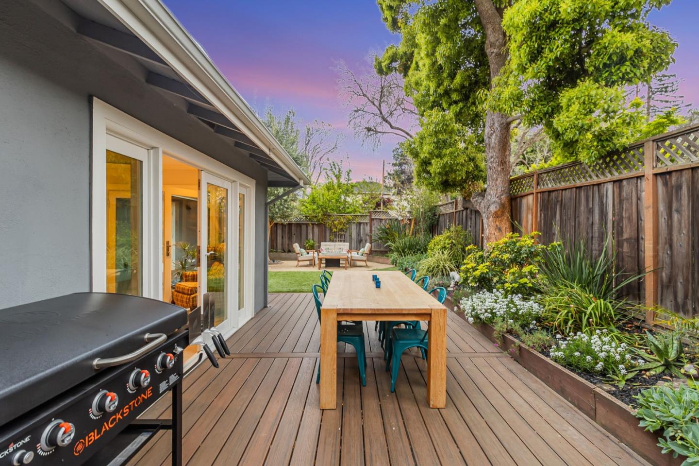 Detail Gallery Image 74 of 83 For 1528 Fernside St, Redwood City,  CA 94061 - 3 Beds | 2 Baths