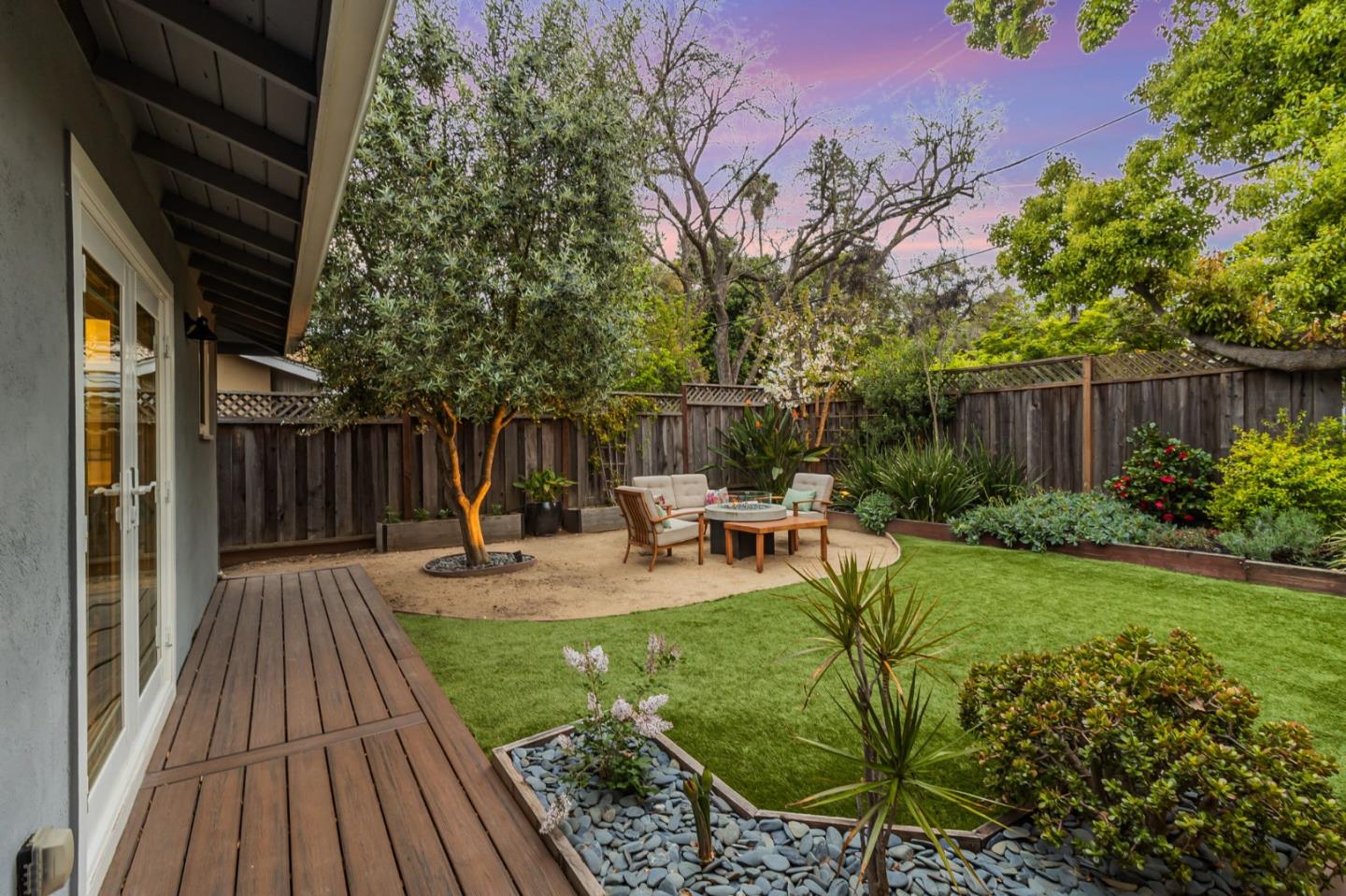 Detail Gallery Image 75 of 83 For 1528 Fernside St, Redwood City,  CA 94061 - 3 Beds | 2 Baths