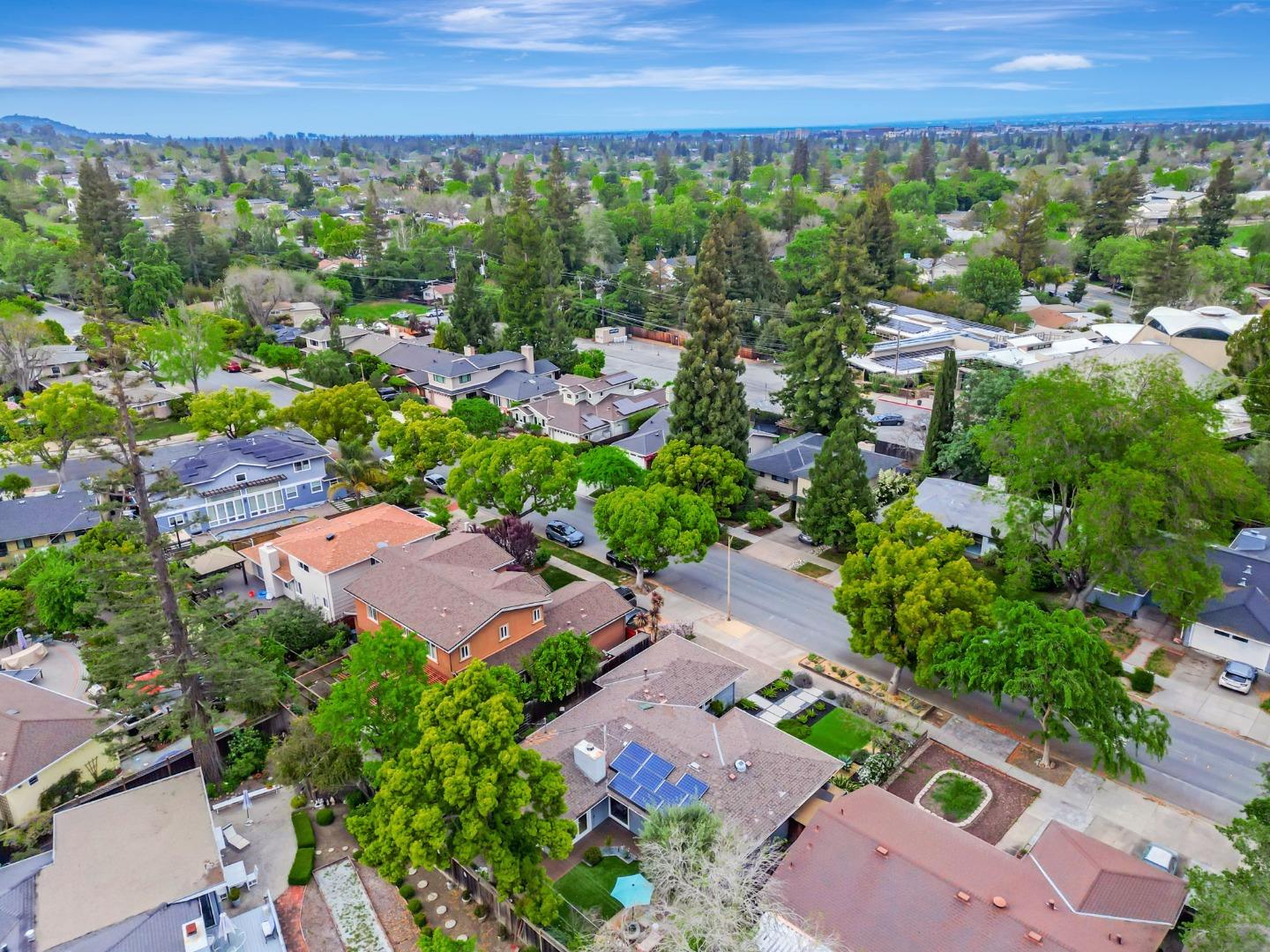 Detail Gallery Image 80 of 83 For 1528 Fernside St, Redwood City,  CA 94061 - 3 Beds | 2 Baths