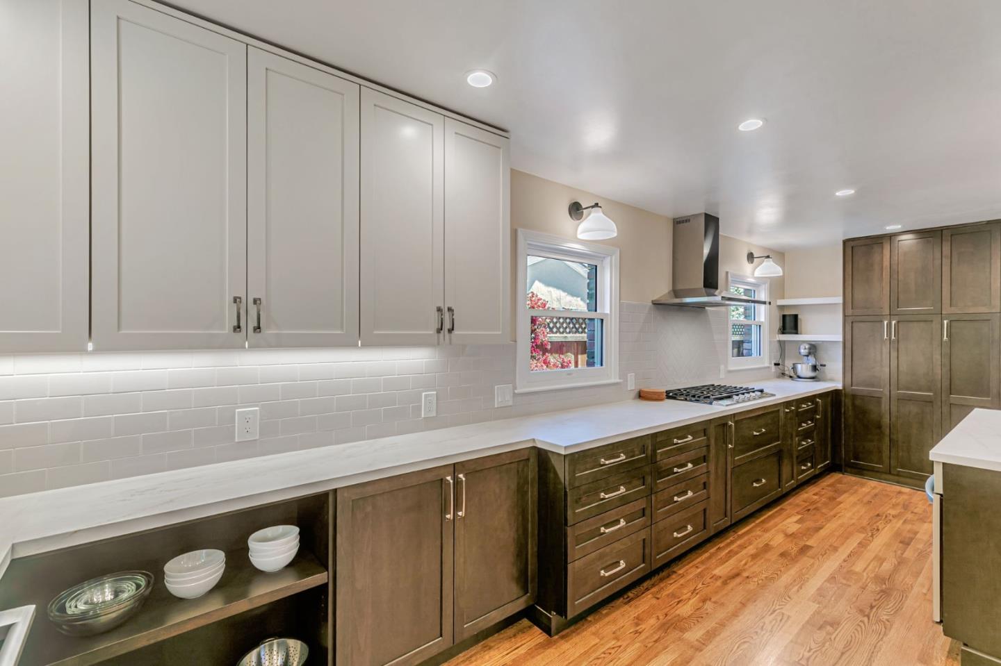 Detail Gallery Image 25 of 90 For 130 S 17th St, San Jose,  CA 95112 - 5 Beds | 3 Baths