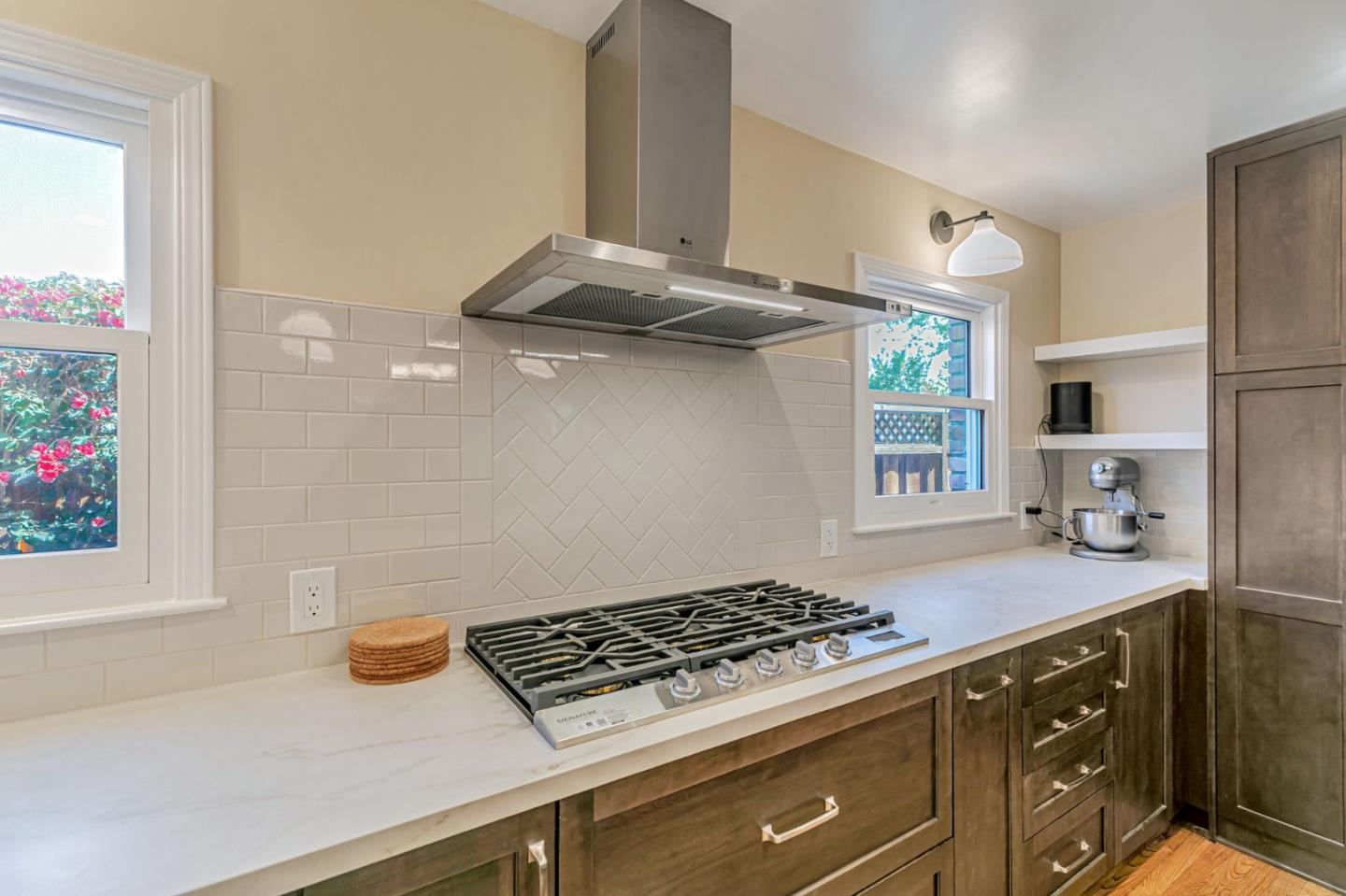 Detail Gallery Image 27 of 90 For 130 S 17th St, San Jose,  CA 95112 - 5 Beds | 3 Baths