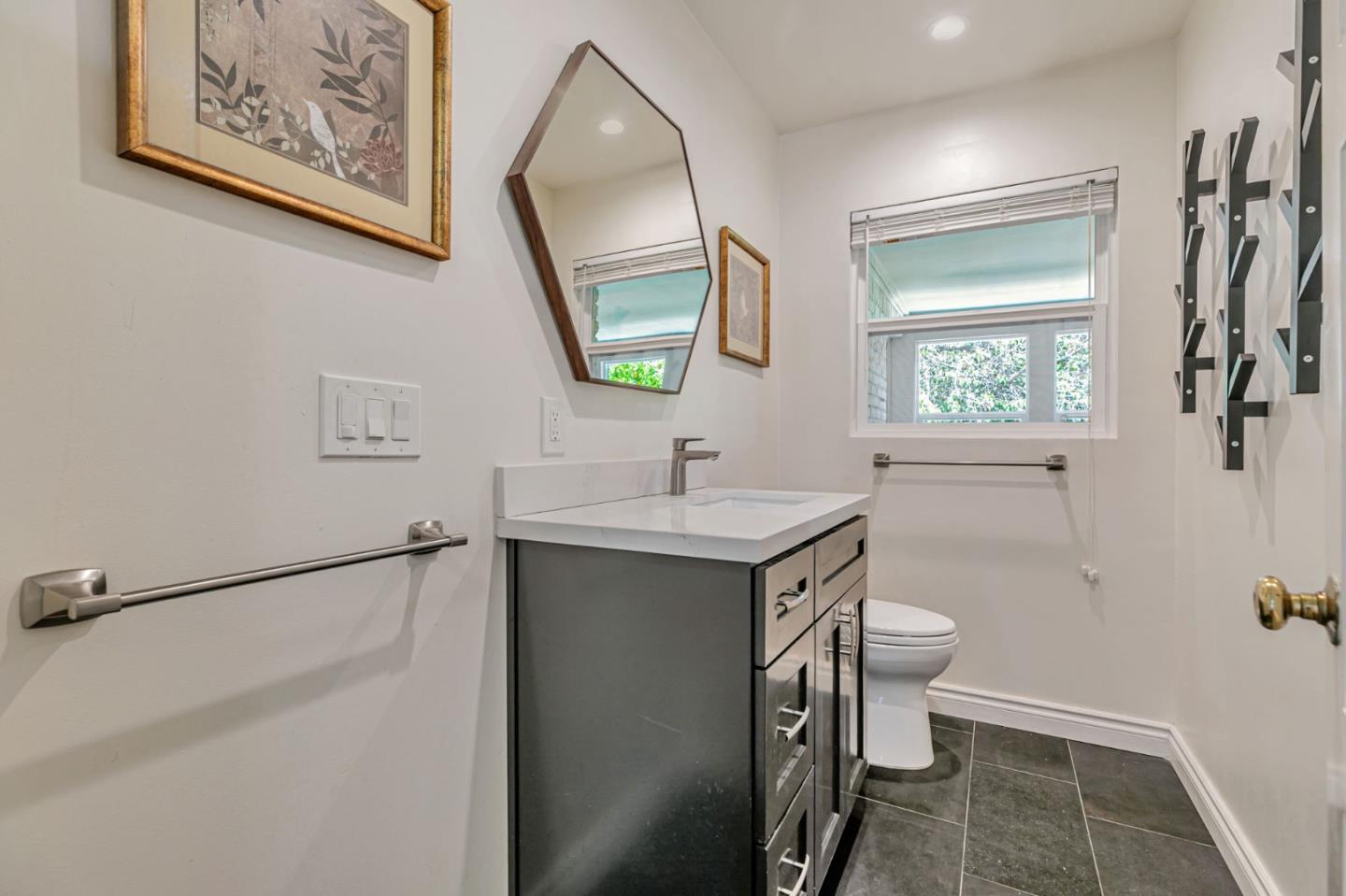 Detail Gallery Image 55 of 90 For 130 S 17th St, San Jose,  CA 95112 - 5 Beds | 3 Baths