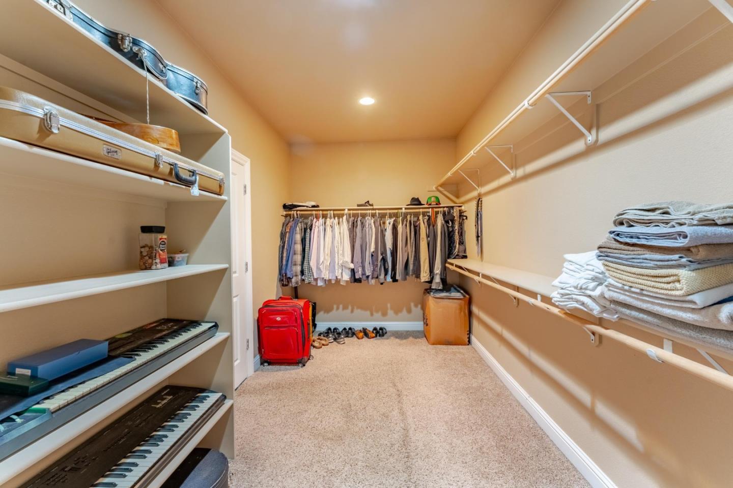 Detail Gallery Image 21 of 36 For 2036 Kendall Ave, Modesto,  CA 95355 - 4 Beds | 3 Baths
