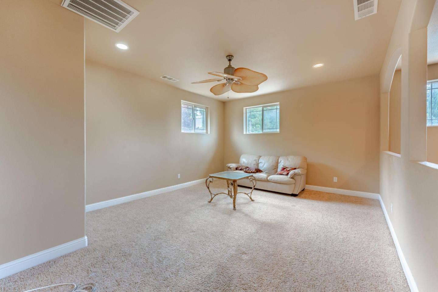 Detail Gallery Image 24 of 36 For 2036 Kendall Ave, Modesto,  CA 95355 - 4 Beds | 3 Baths
