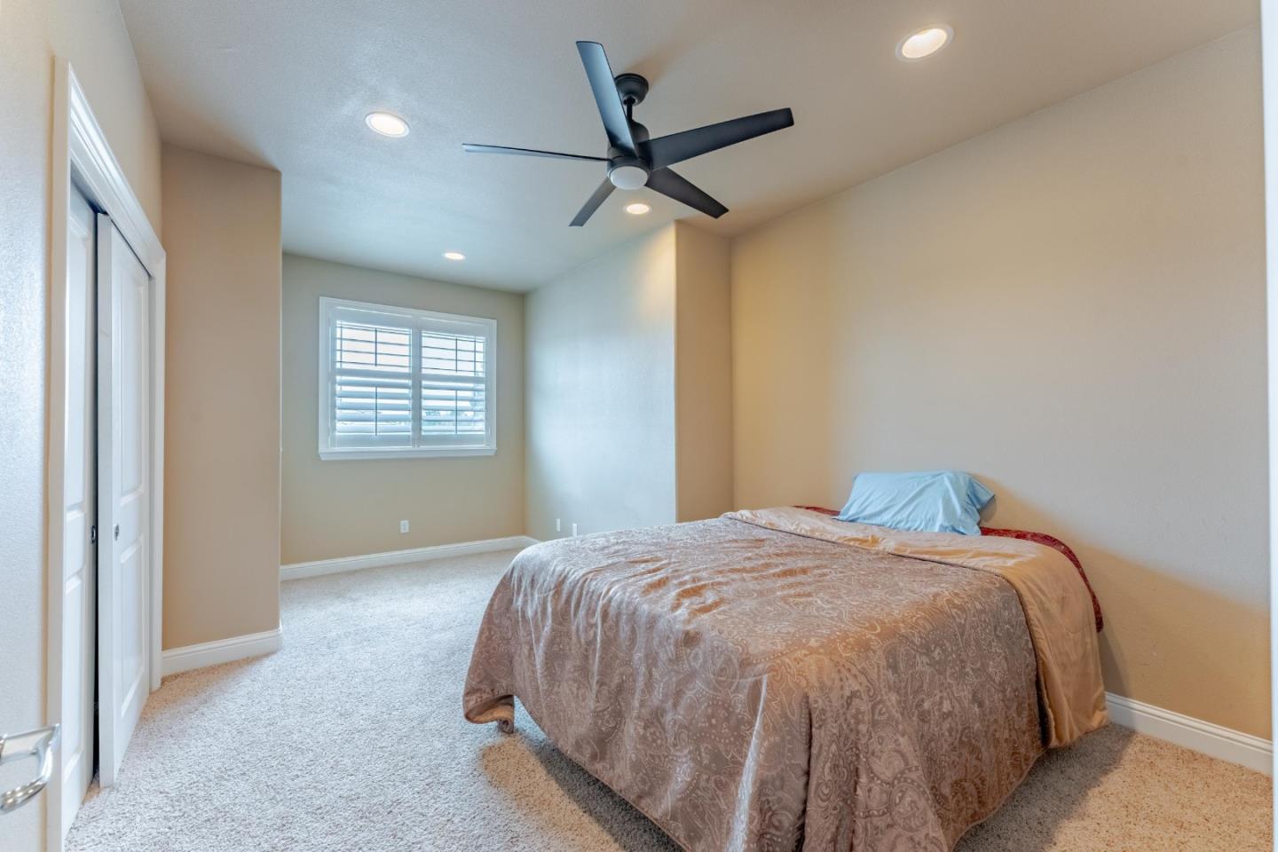 Detail Gallery Image 27 of 36 For 2036 Kendall Ave, Modesto,  CA 95355 - 4 Beds | 3 Baths