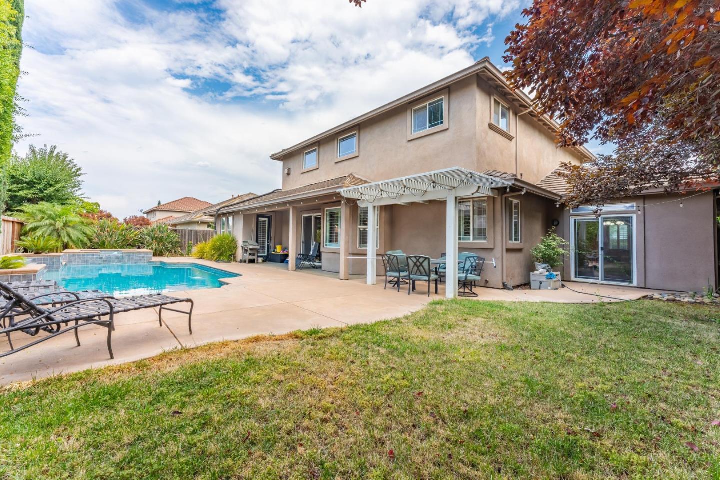 Detail Gallery Image 31 of 36 For 2036 Kendall Ave, Modesto,  CA 95355 - 4 Beds | 3 Baths