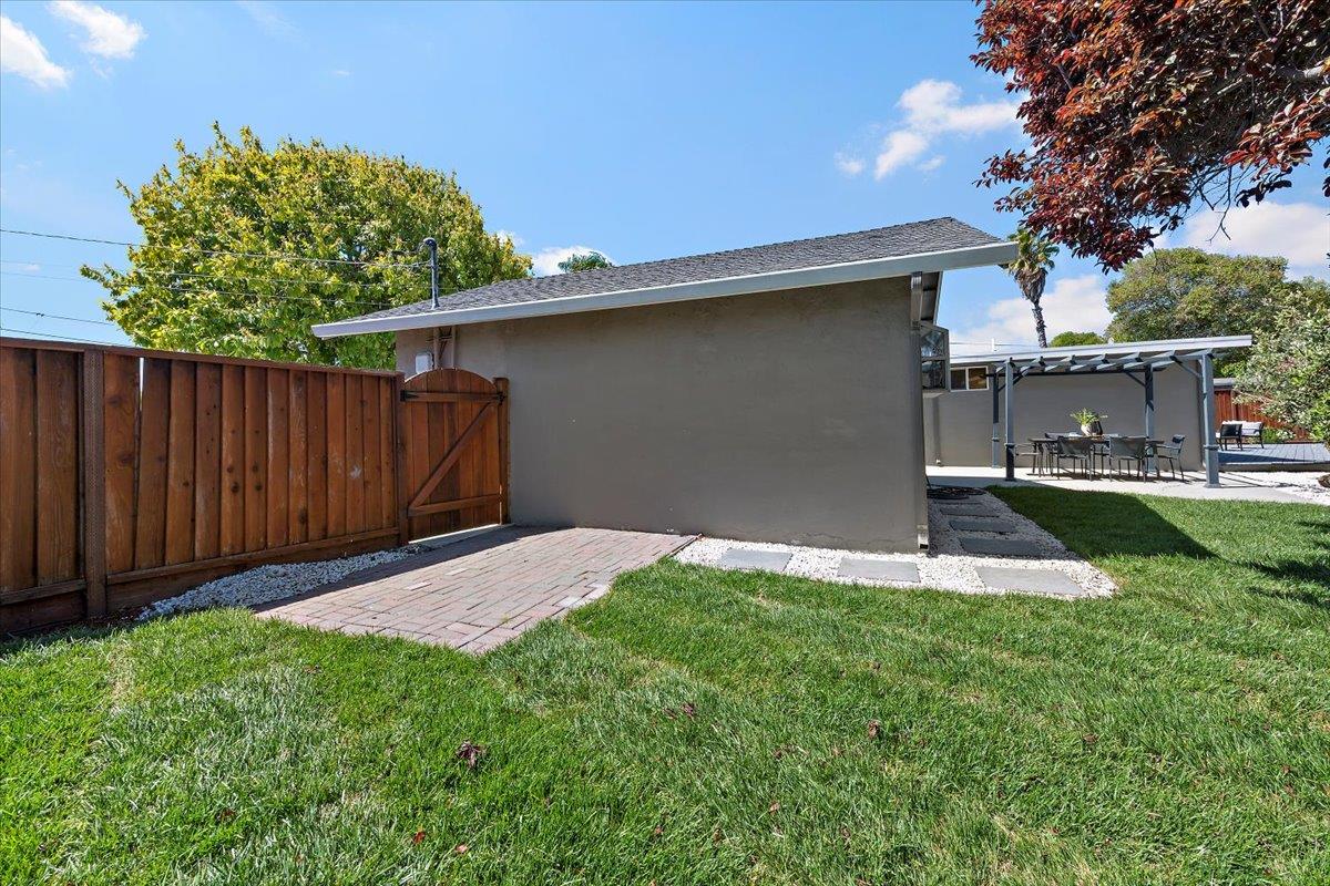 Detail Gallery Image 22 of 22 For 575 Fir Ave, Sunnyvale,  CA 94085 - 3 Beds | 1 Baths