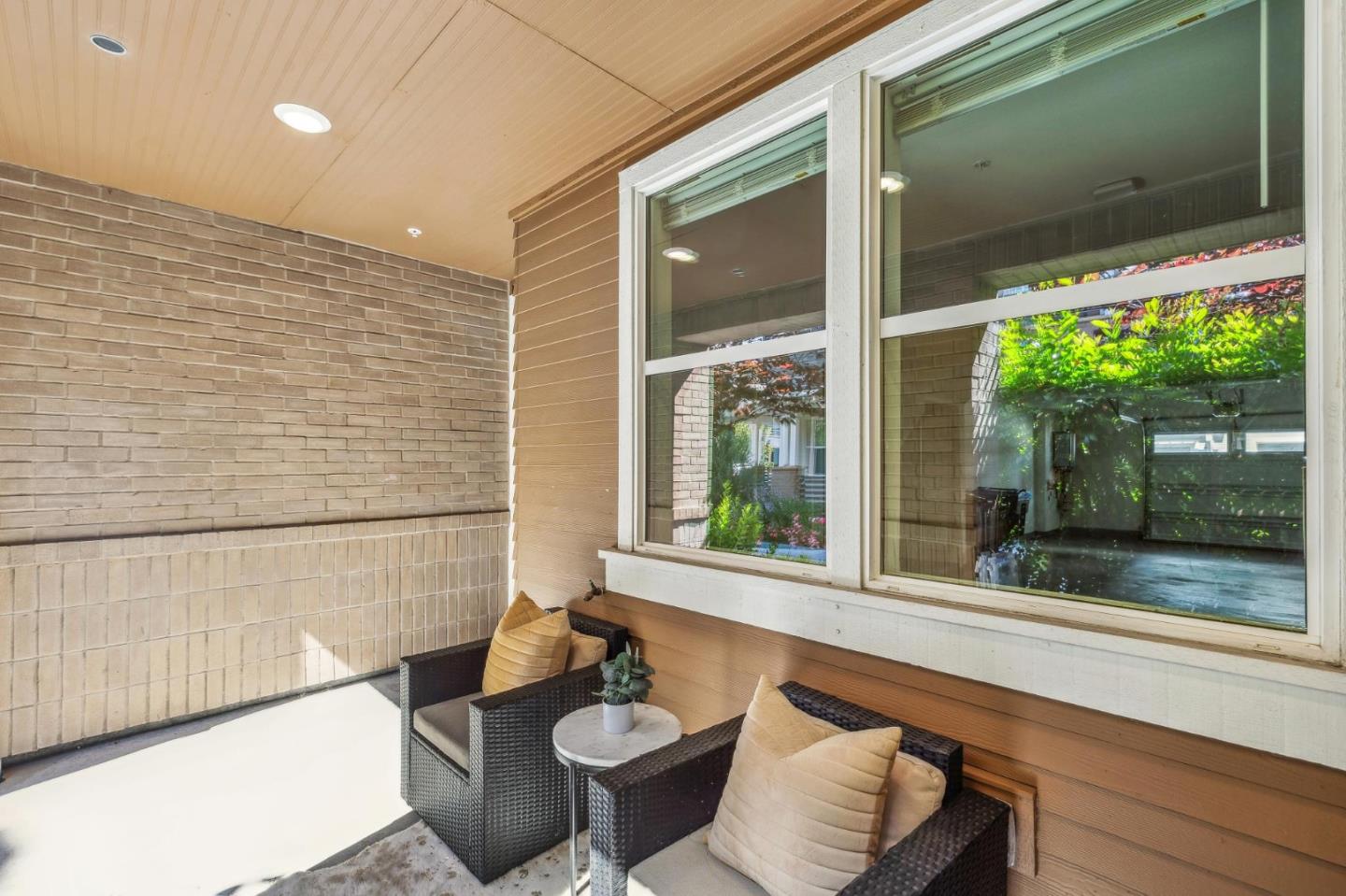 Detail Gallery Image 60 of 60 For 2266 Mora Pl, Mountain View,  CA 94040 - 2 Beds | 2/1 Baths