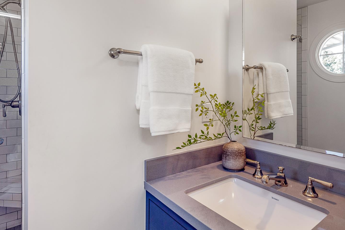 Detail Gallery Image 27 of 52 For 656 Benvenue Ave, Los Altos,  CA 94024 - 6 Beds | 5/1 Baths