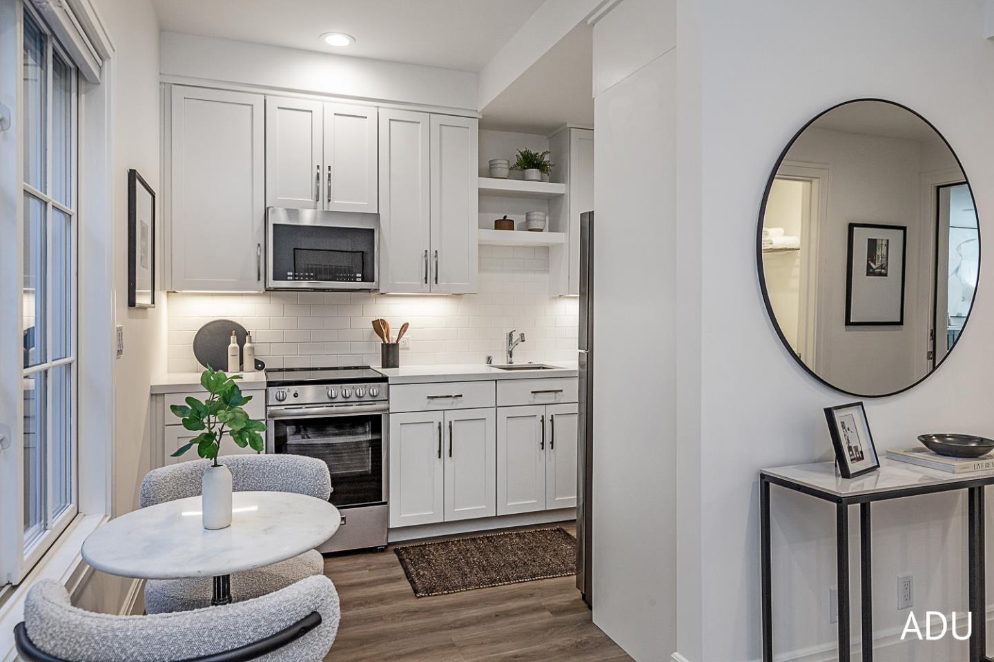 Detail Gallery Image 41 of 52 For 656 Benvenue Ave, Los Altos,  CA 94024 - 6 Beds | 5/1 Baths