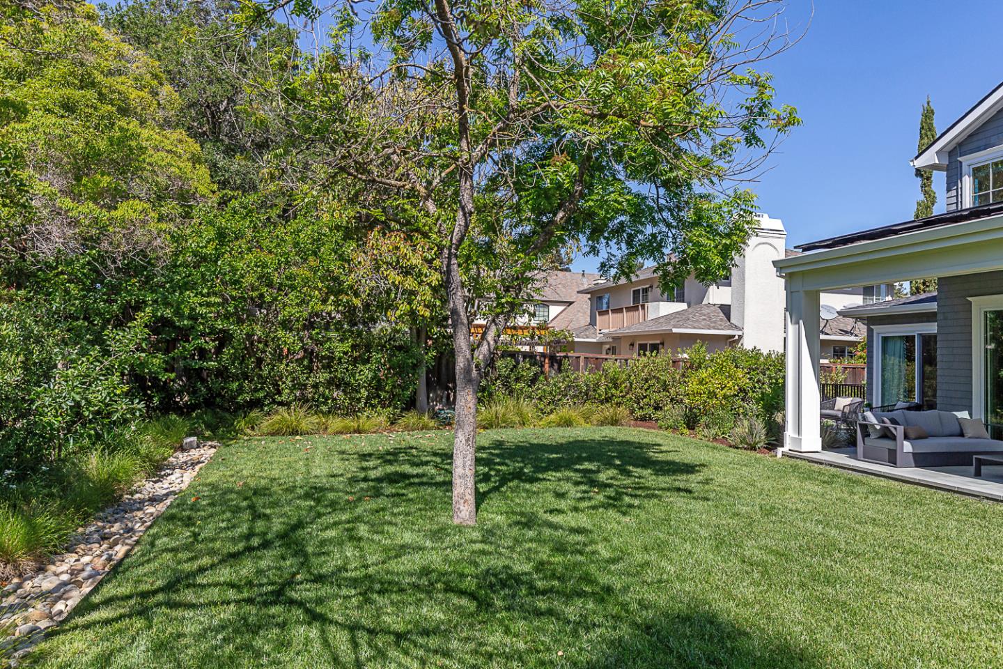 Detail Gallery Image 48 of 52 For 656 Benvenue Ave, Los Altos,  CA 94024 - 6 Beds | 5/1 Baths