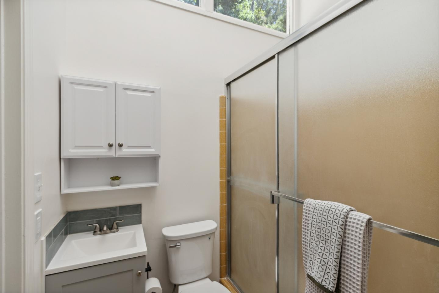 Detail Gallery Image 39 of 86 For 330 Huckleberry Ln, Boulder Creek,  CA 95006 - 4 Beds | 3 Baths